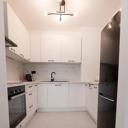 Apartmán View 1-bedroom With Balcony Near Pipera Metro *