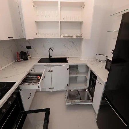 View 1-bedroom With Balcony Near Pipera Metro * Bukurešť