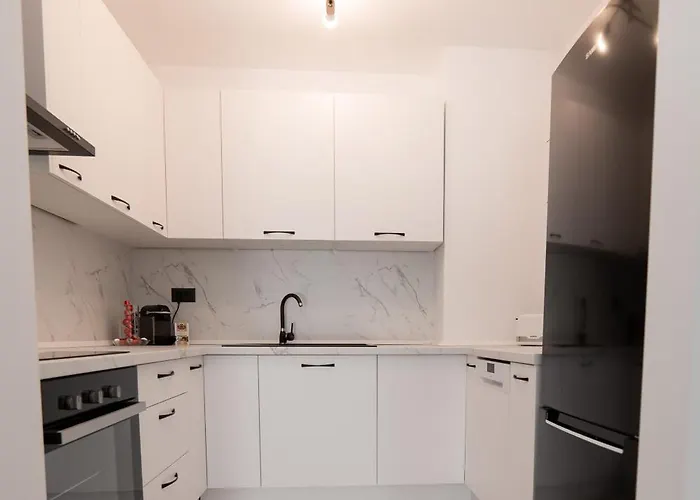 Διαμέρισμα One-bedroom With Sofa Bed And Balcony Near Pipera Metro *