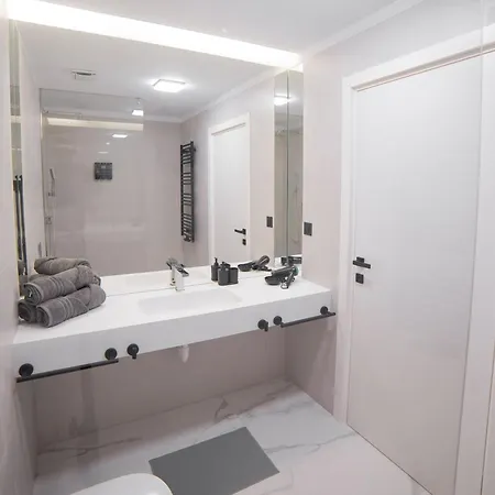 View 1-bedroom With Balcony Near Pipera Metro * Bukareszt