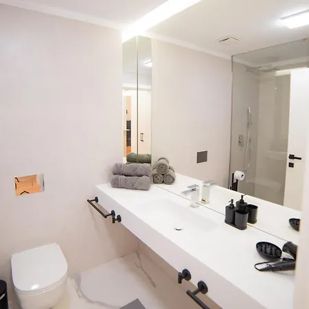 View 1-bedroom With Balcony Near Pipera Metro * Bukareszt