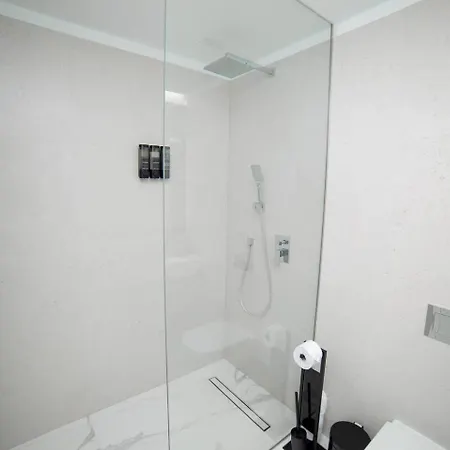 One-bedroom With Sofa Bed And Balcony Near Pipera Metro
