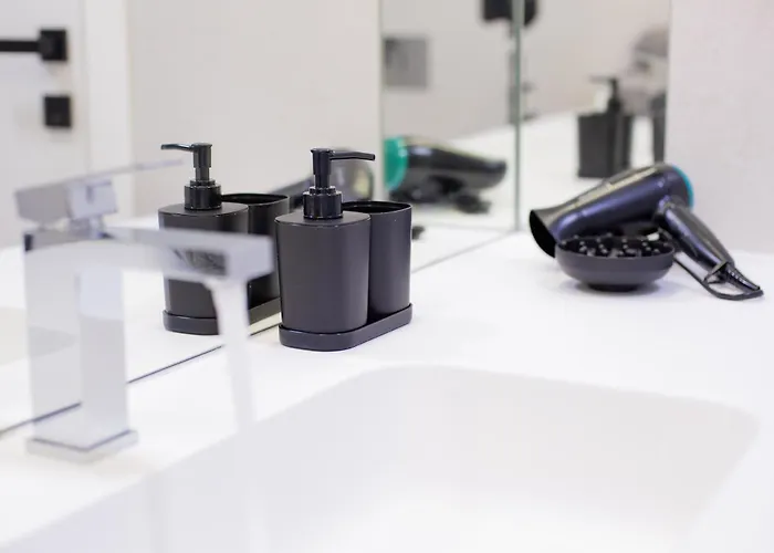 View 1-bedroom With Balcony Near Pipera Metro Apartamento