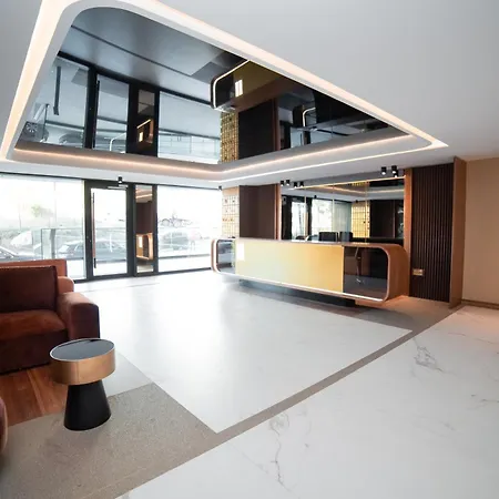 One-bedroom With Sofa Bed And Balcony Near Pipera Metro Βουκουρέστι